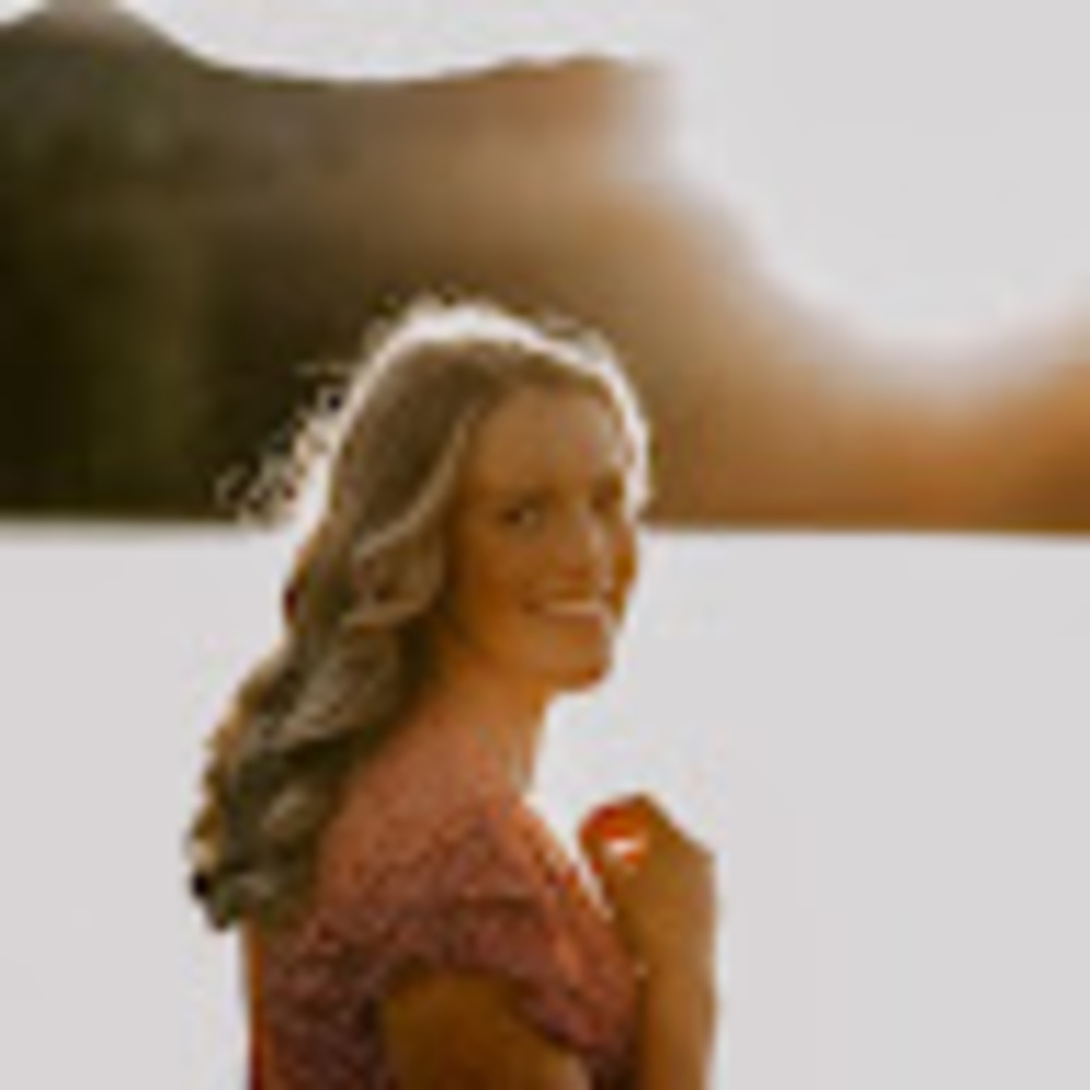 Meet your Posher, Lydia